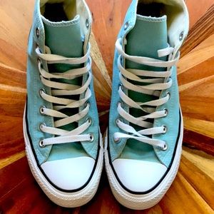 Women’s converse high tops